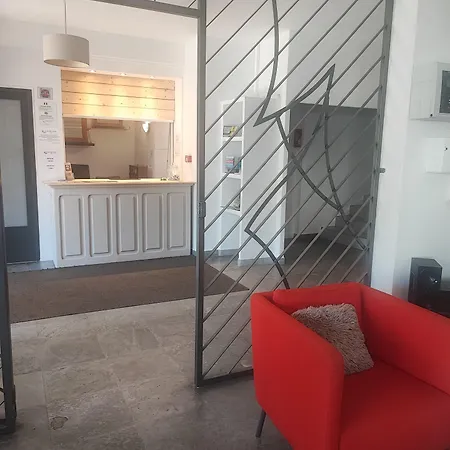 L'aiglon Bylitis Hotel