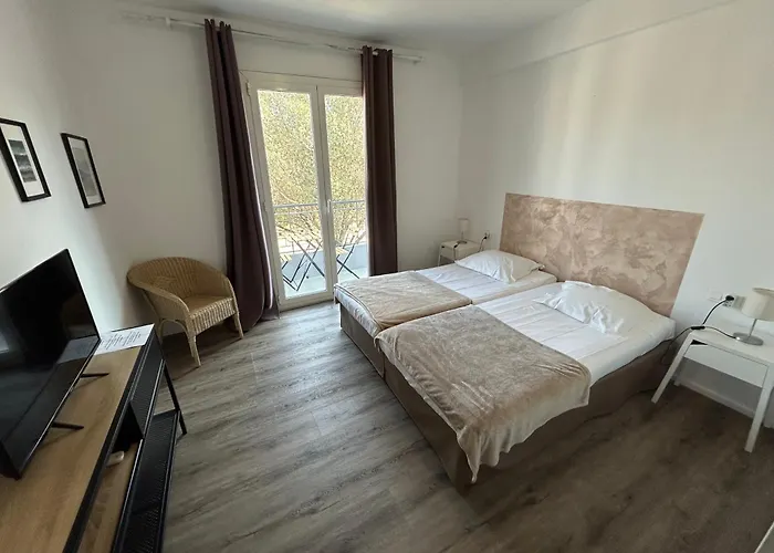 Hotel L'aiglon Bylitis 2*