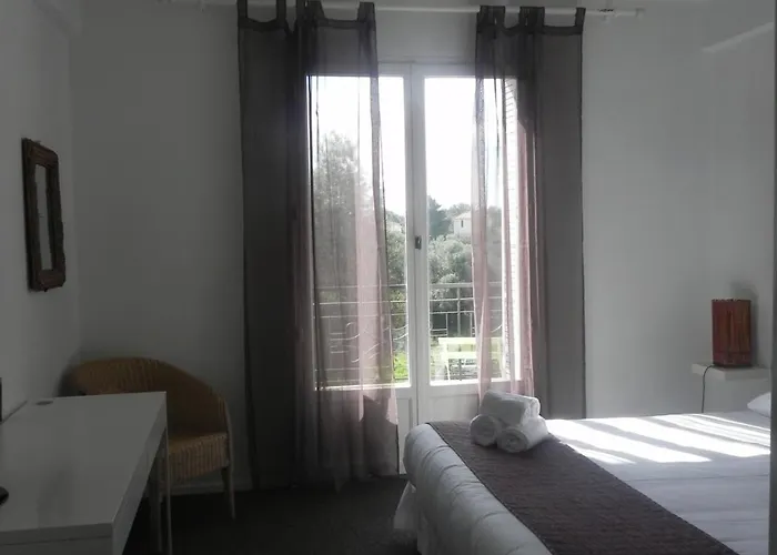 Hotel L'aiglon Bylitis 2*