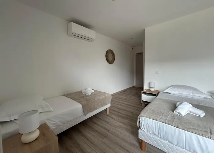 L'aiglon Bylitis Hotel 2*